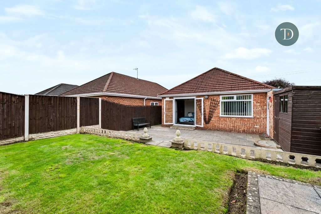 Property photo 2 of 22