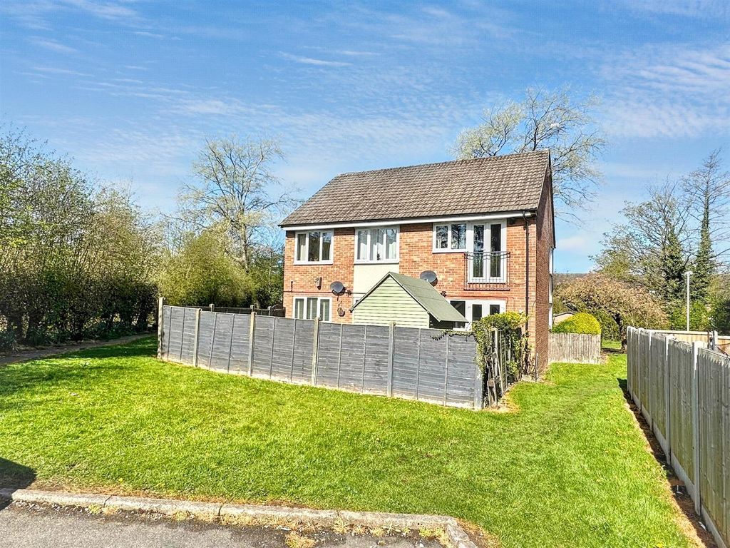 Property photo 1 of 25 Front Aspect