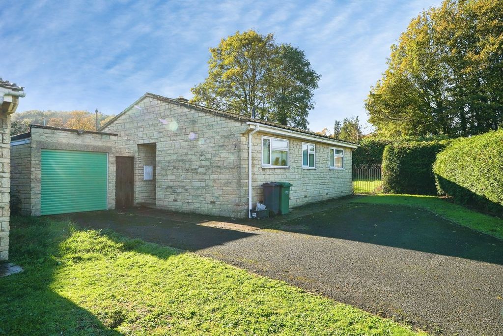 Property photo 1 of 18
