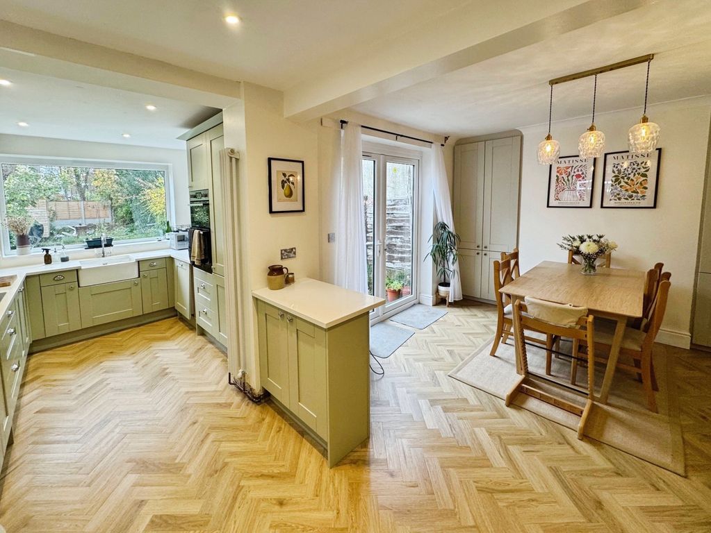 Property photo 2 of 15 Picture 2