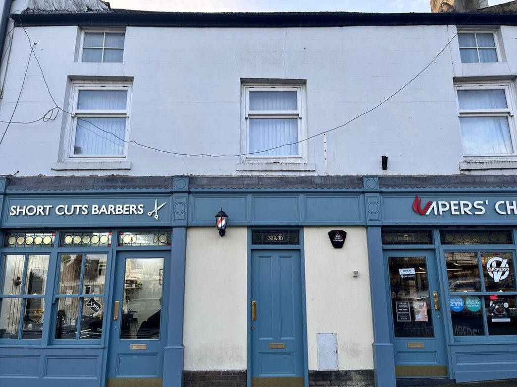 Property photo 1 of 15 Front (Exterior)