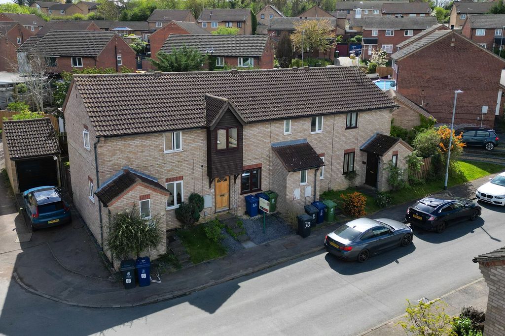 Property photo 1 of 12