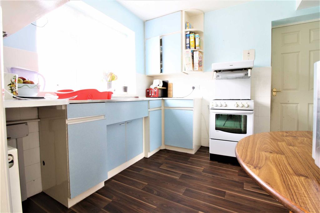 Property photo 2 of 15 Photo 05