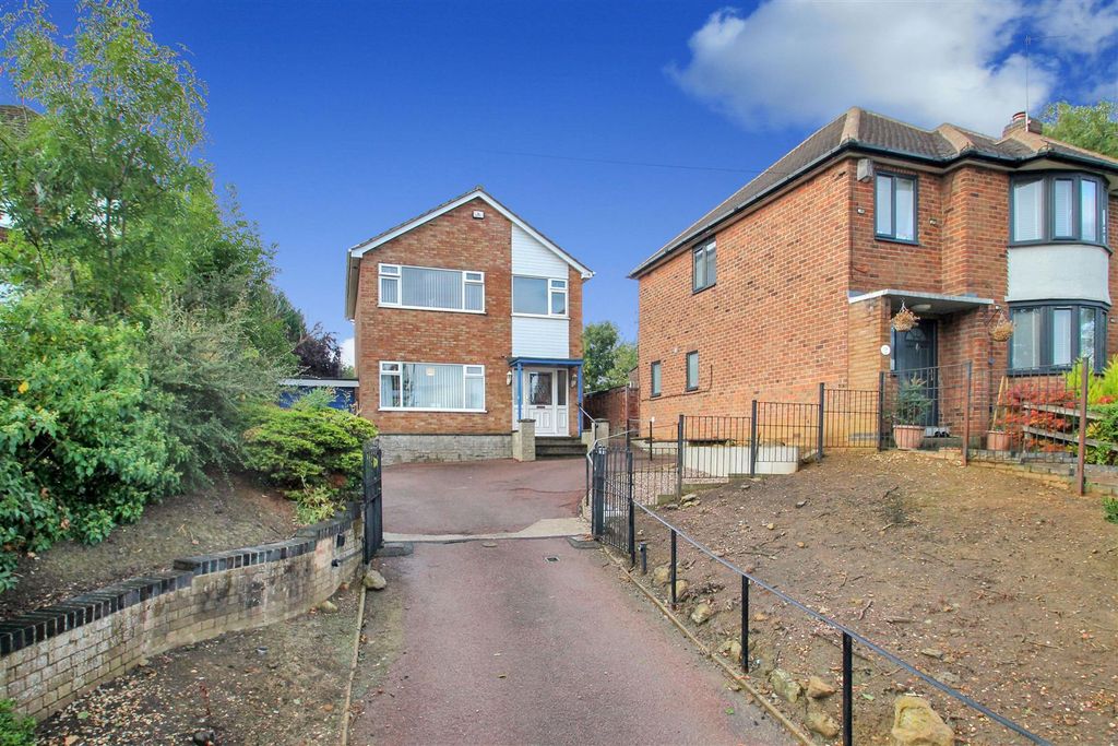 Property photo 1 of 25