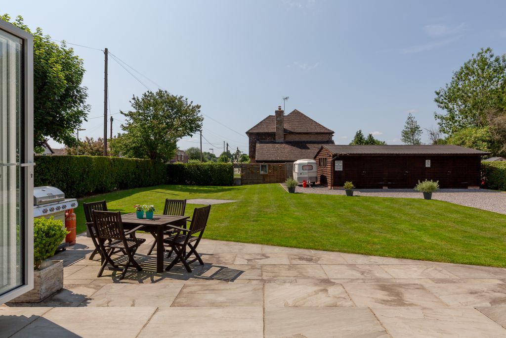 Property photo 2 of 16 Picture No. 06
