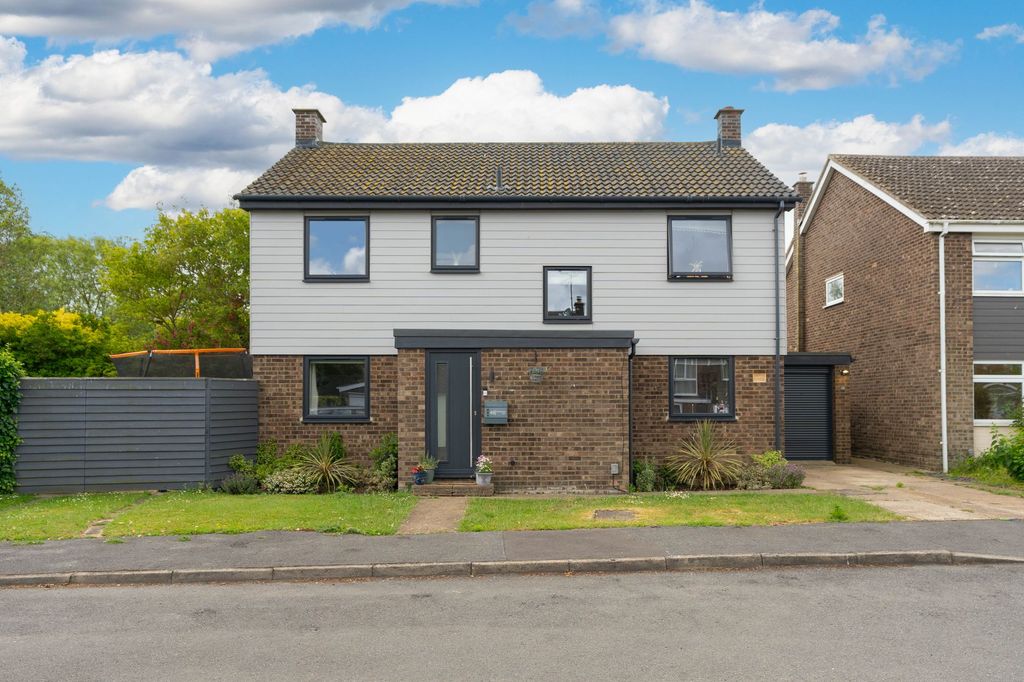 Property photo 1 of 19