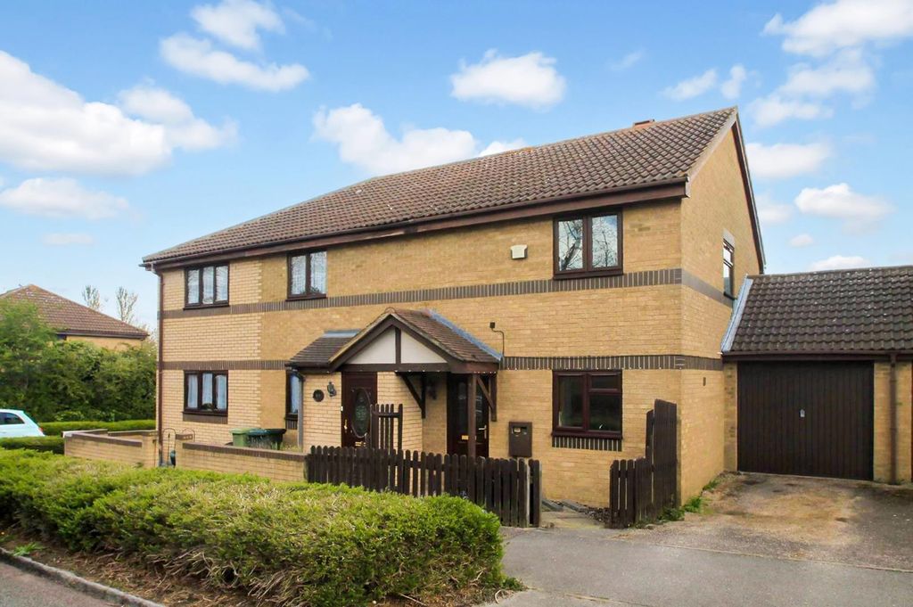 Property photo 1 of 9 44For.Jpg