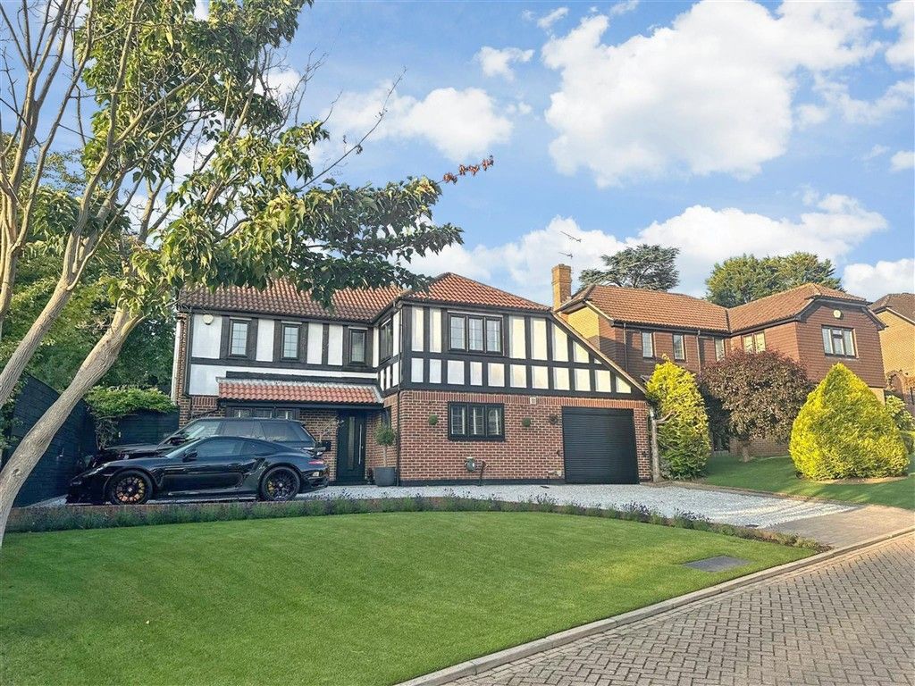 Property photo 2 of 12 External (Web) 1