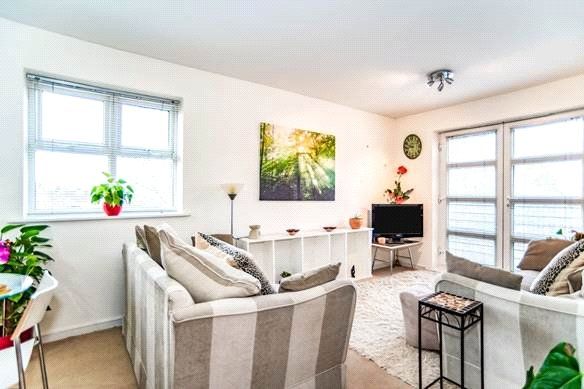 Property photo 2 of 8 Picture No. 25