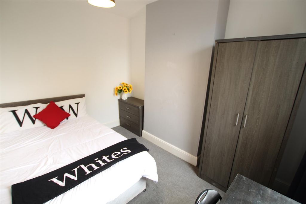 Property photo 2 of 7 Img_0046.Jpg