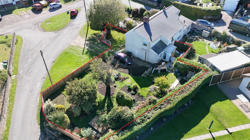 Property photo 2 of 16