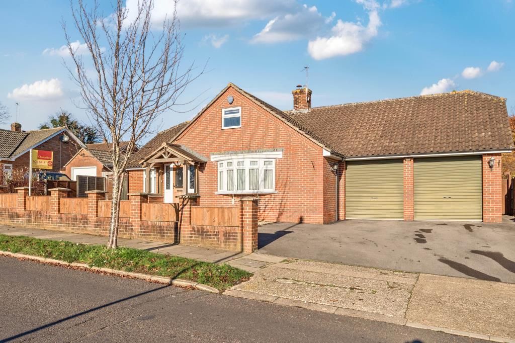 Property photo 1 of 21 External View