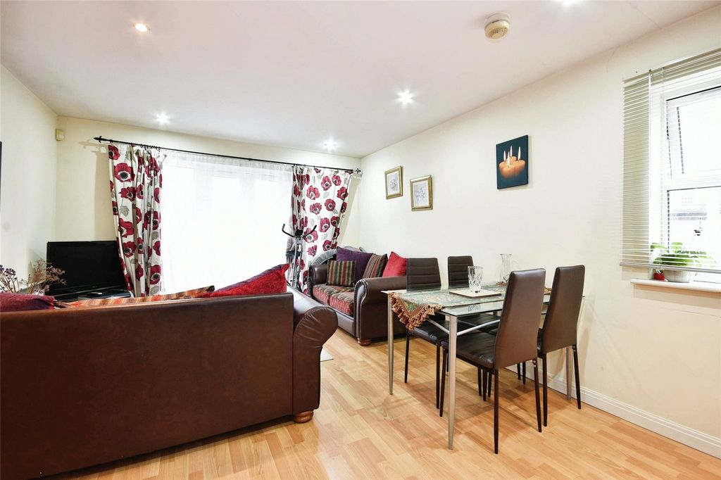 Property photo 2 of 13 Picture No. 09