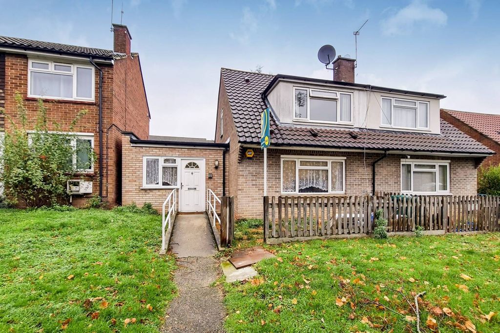 Property photo 2 of 14