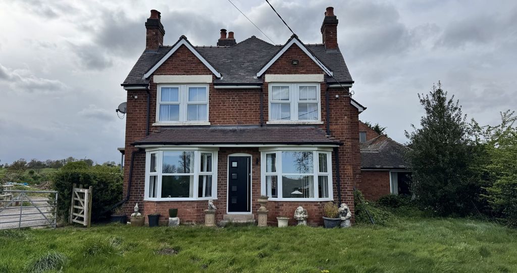 Property photo 1 of 37