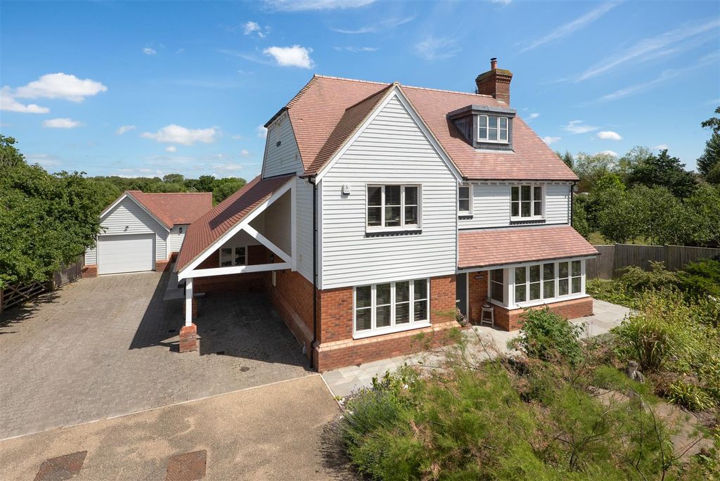 Property photo 1 of 31 The Drove, Chestfield, Whitstable