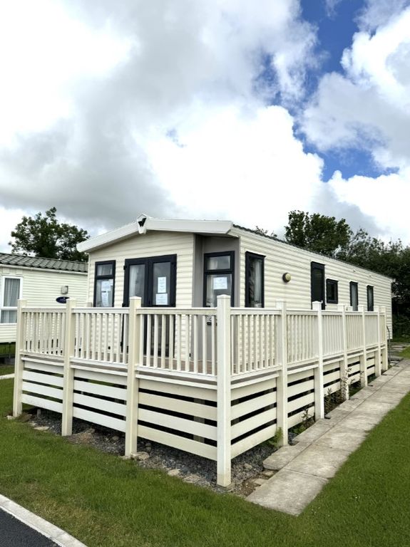 Property photo 1 of 9 1
