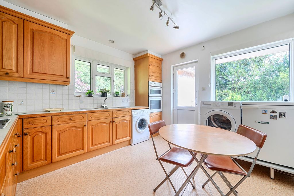 Property photo 2 of 14 Kitchen / Dining Room