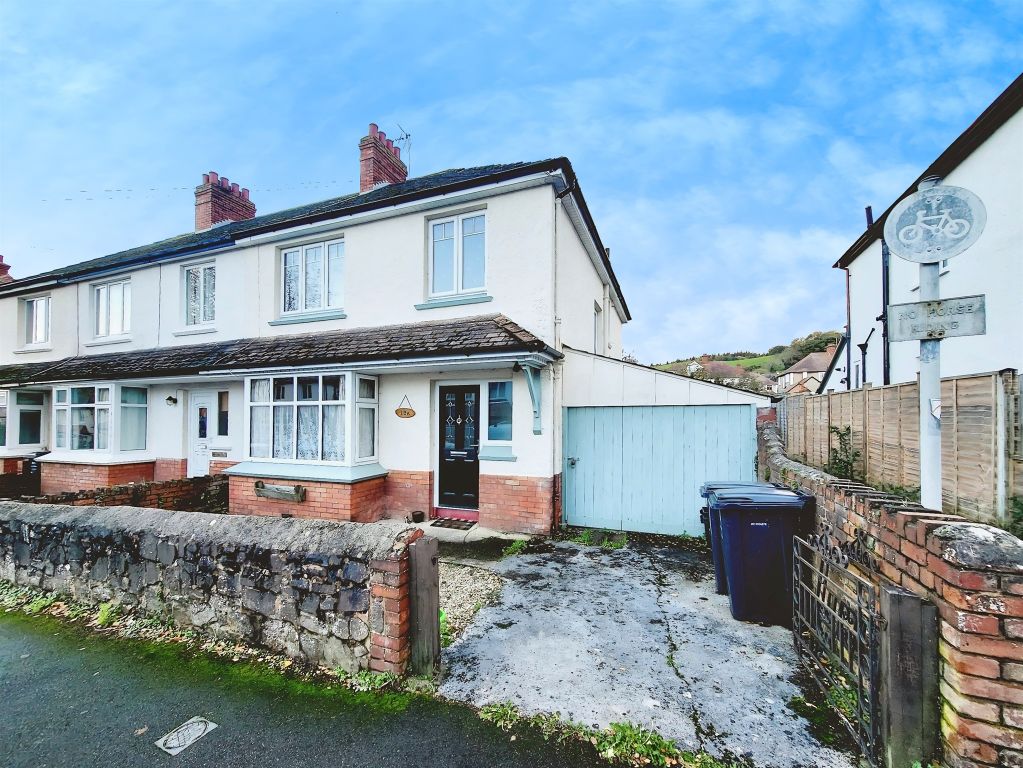 Property photo 1 of 4