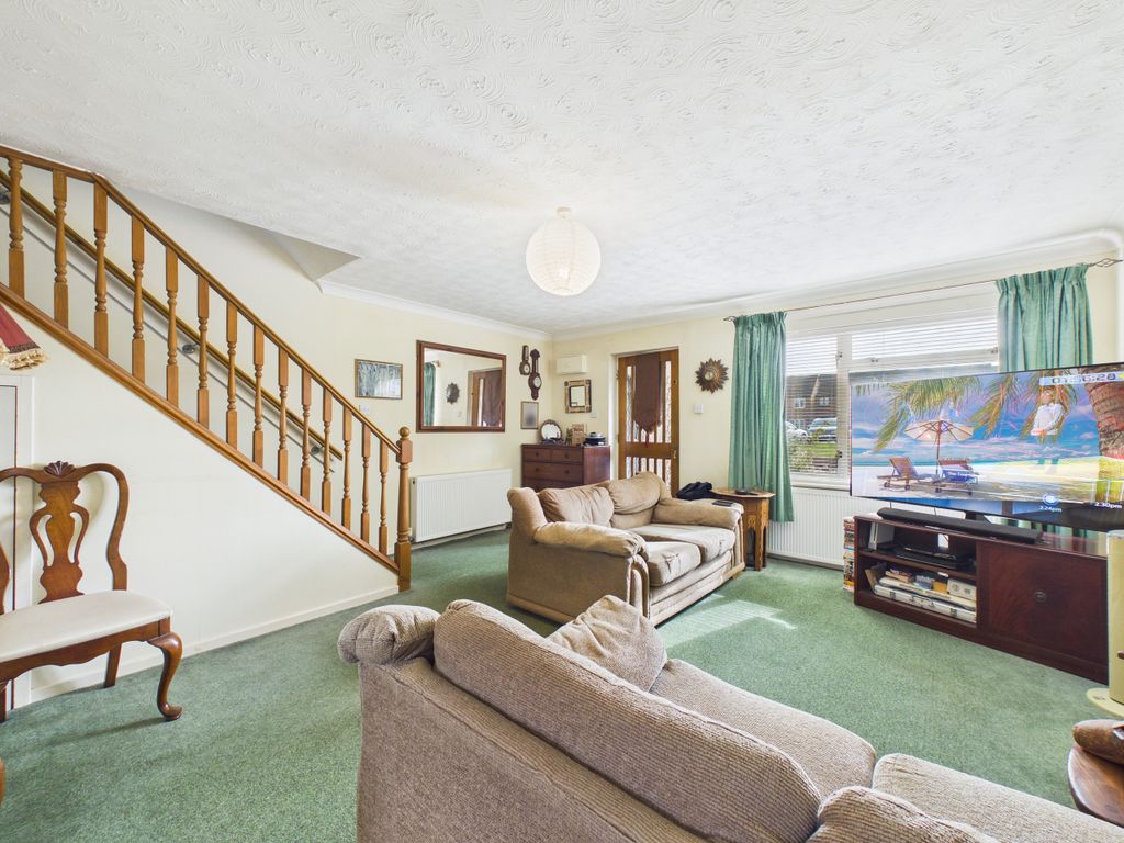 Property photo 2 of 12 Cam01984G0-Pr0576-Still003