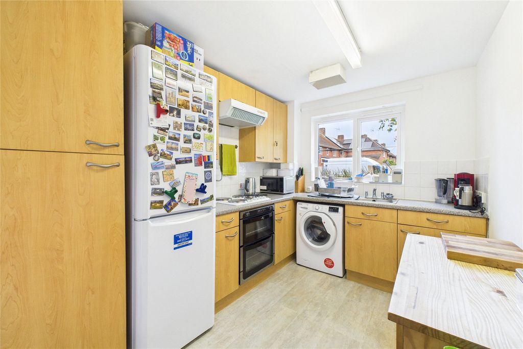 Property photo 3 of 7 Picture No. 29