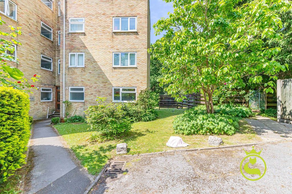 Property photo 1 of 14
