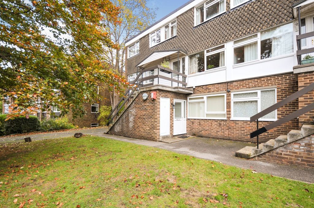 Property photo 1 of 15