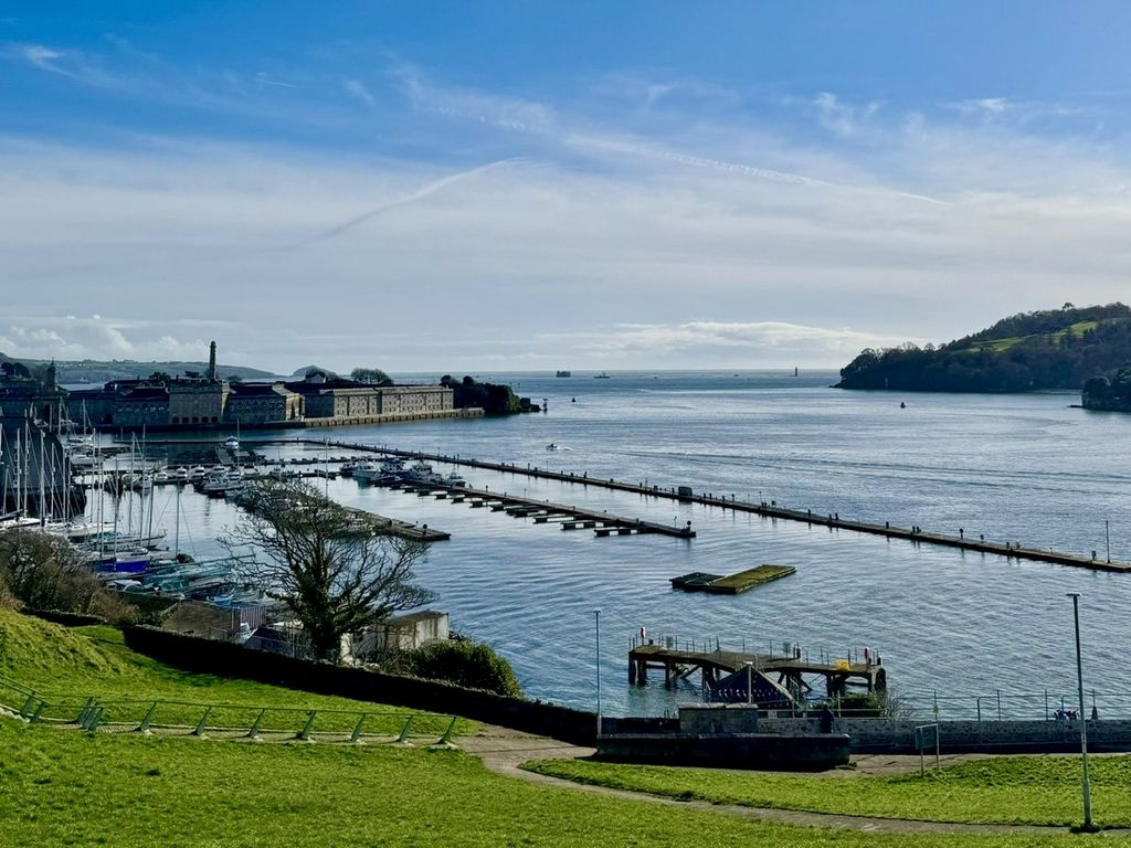 Property photo 1 of 6 Bfd2Afcd-3C2D-4503-B435-58Ae3741C199