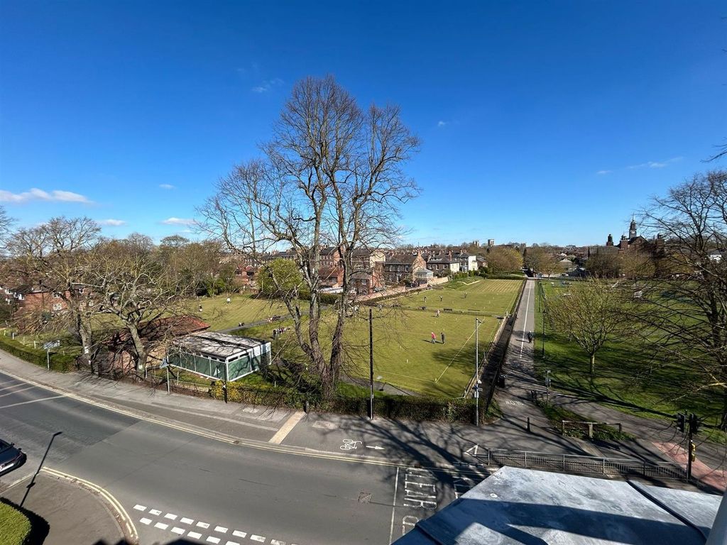 Property photo 3 of 13 View 1.Jpg