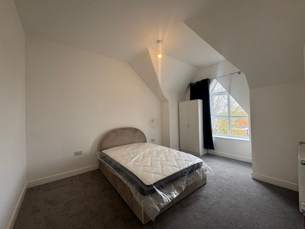 Property photo 1 of 4 Bedroom 1