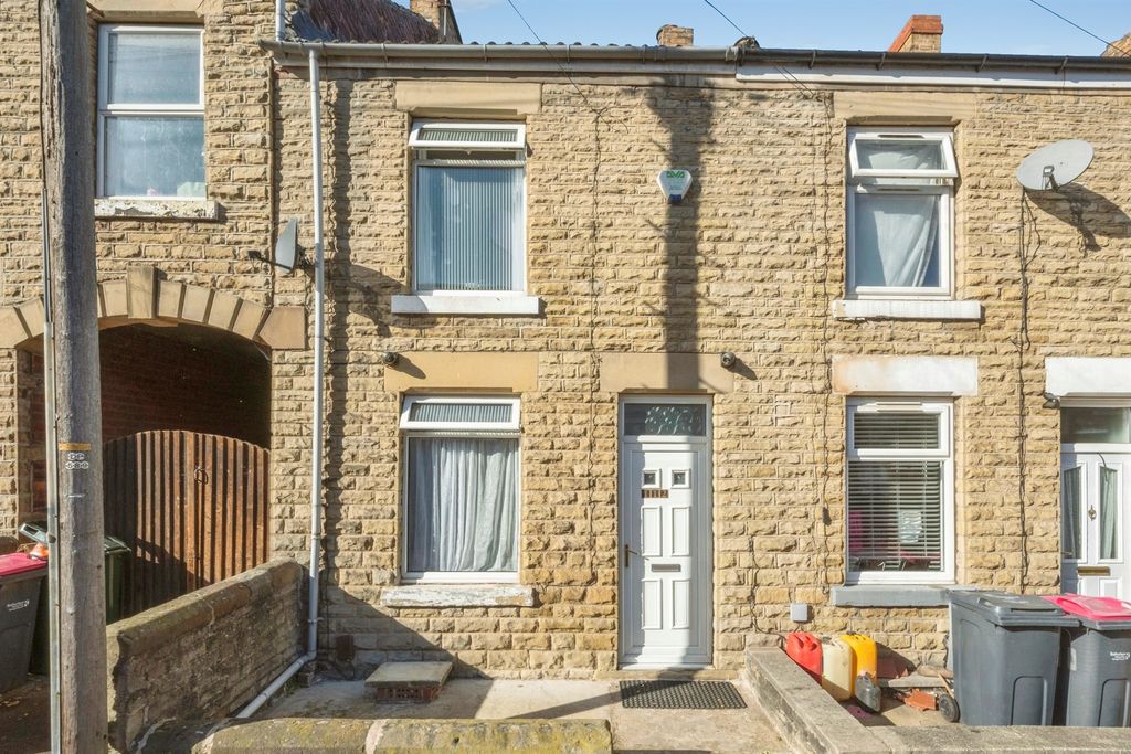 Property photo 1 of 13