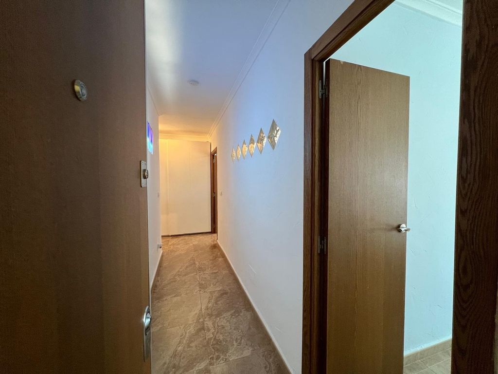 Property photo 1 of 44