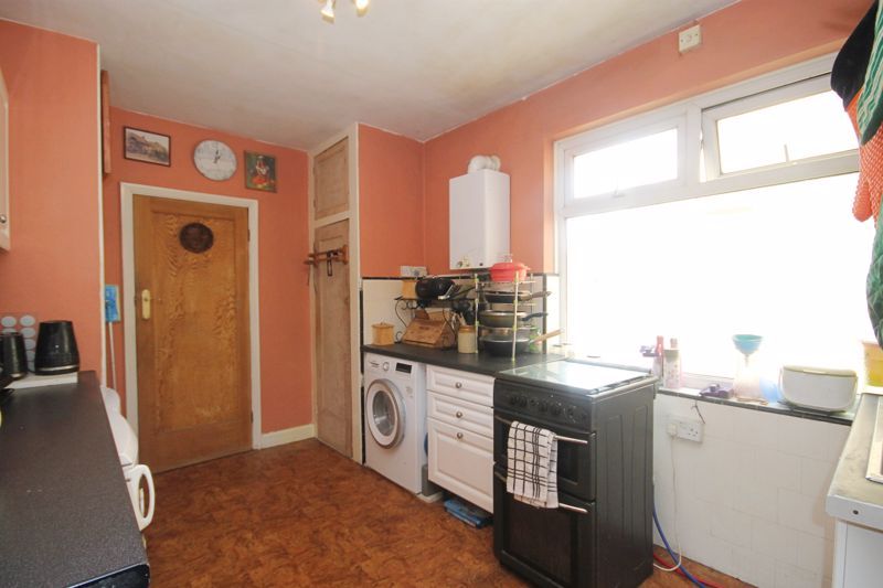 Property photo 2 of 11 Photo 4