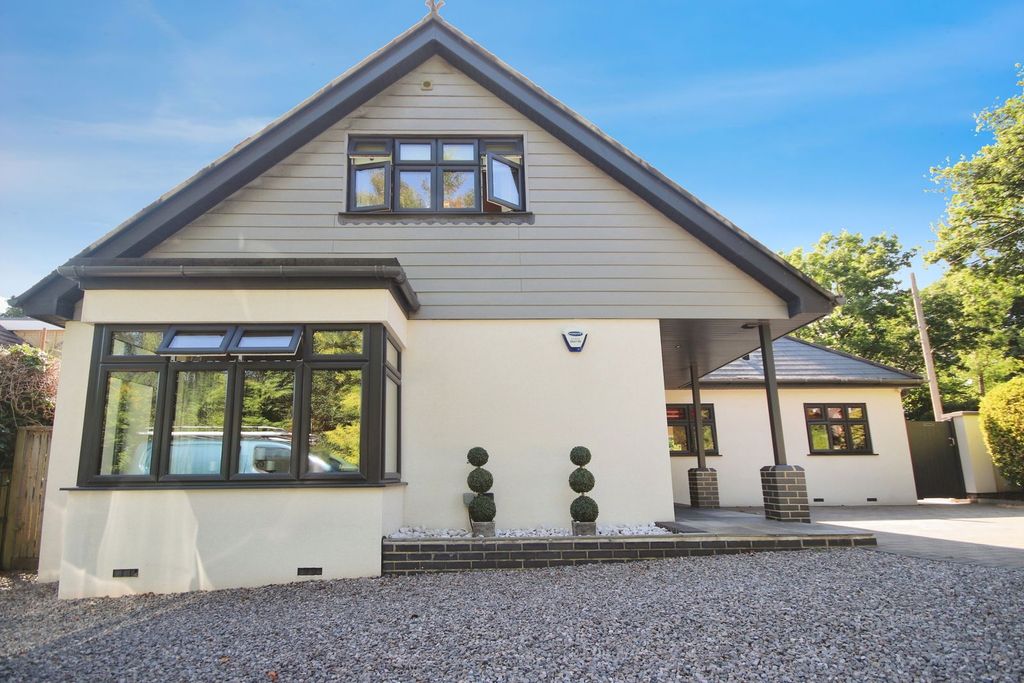 Property photo 1 of 25