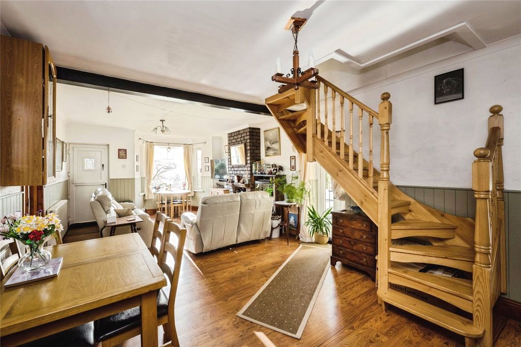 Property photo 3 of 17 Picture No. 05