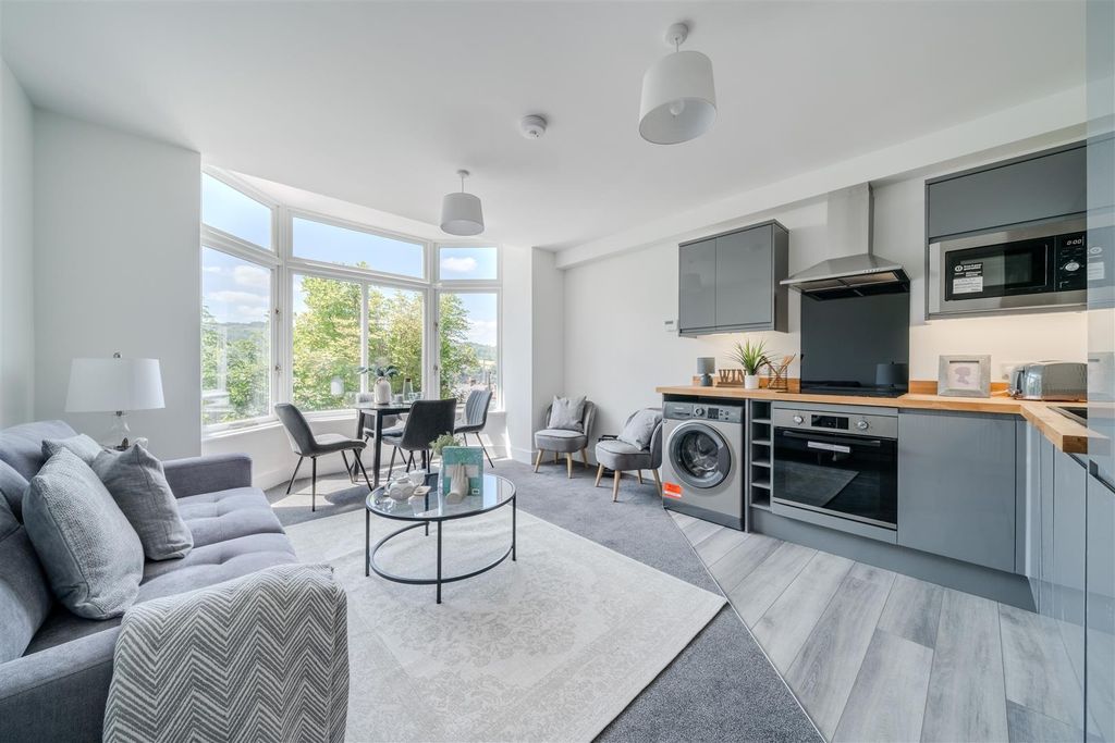 Property photo 2 of 27 Open Plan Living_.Jpg
