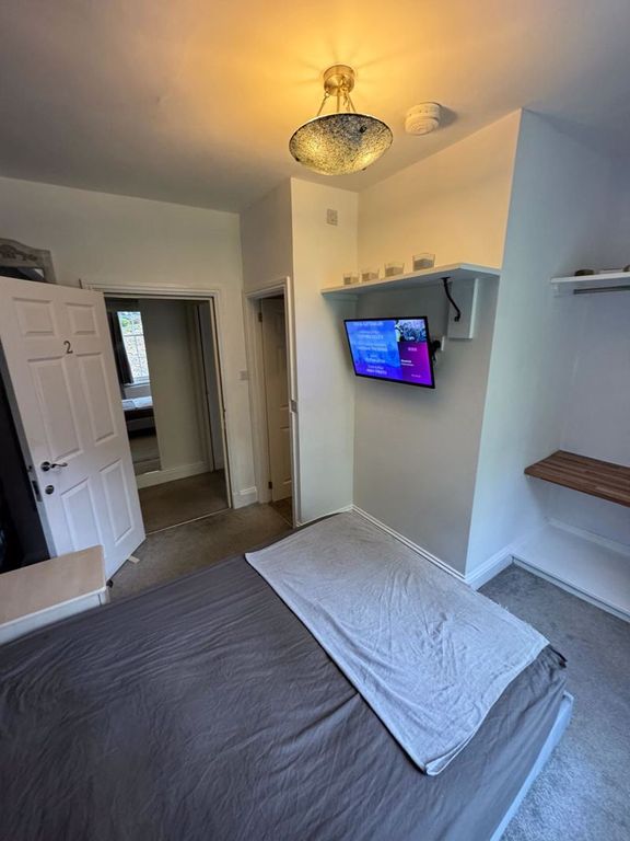 Property photo 3 of 14 Photo 17