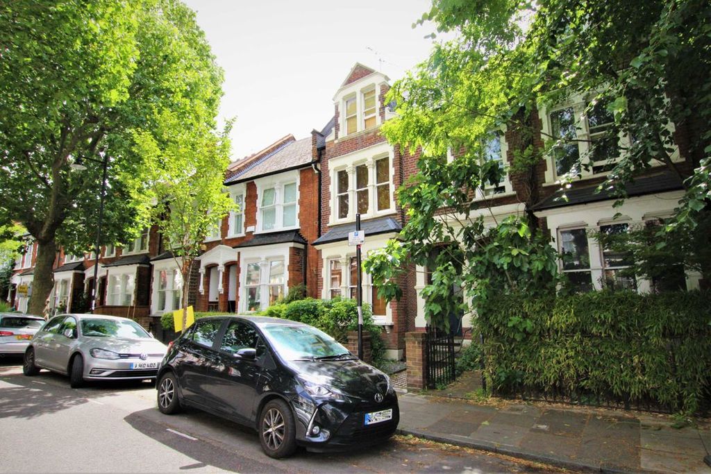 Property photo 1 of 7