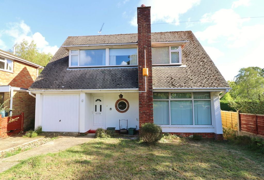 Property photo 1 of 19