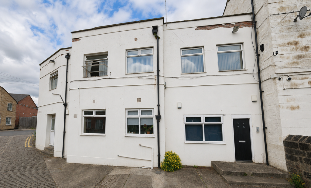 Property photo 1 of 3