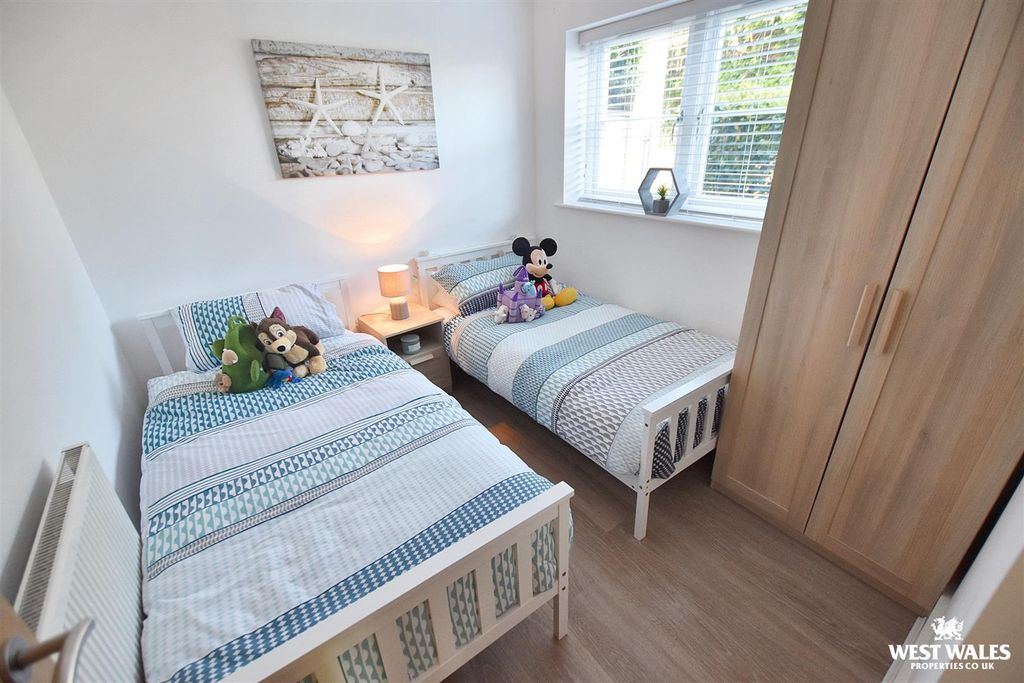 Additional image 7 of 2 bed flat for saleSt. Brides Hill, Saundersfoot SA69