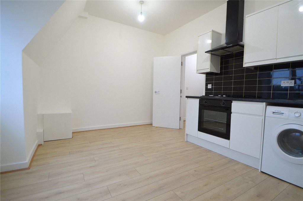 Property photo 3 of 10 Picture No. 08