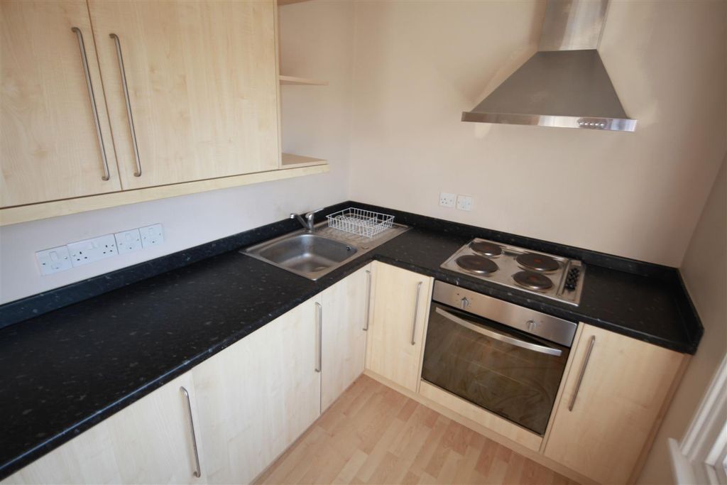Property photo 2 of 3