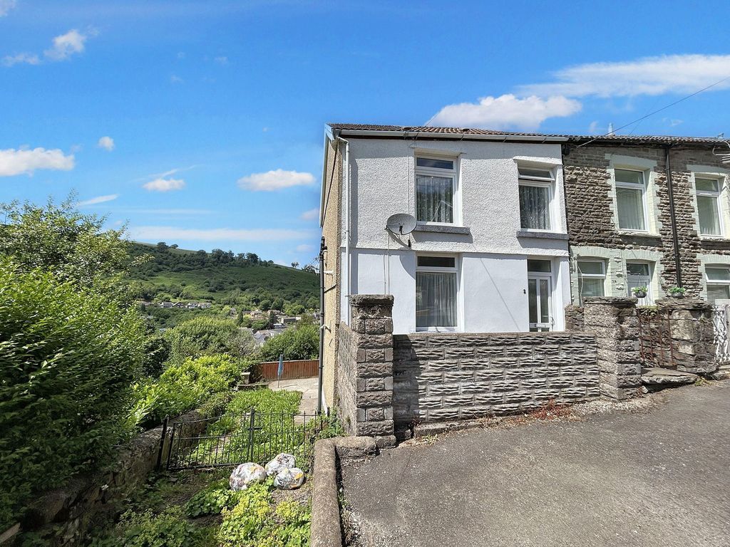Property photo 1 of 25