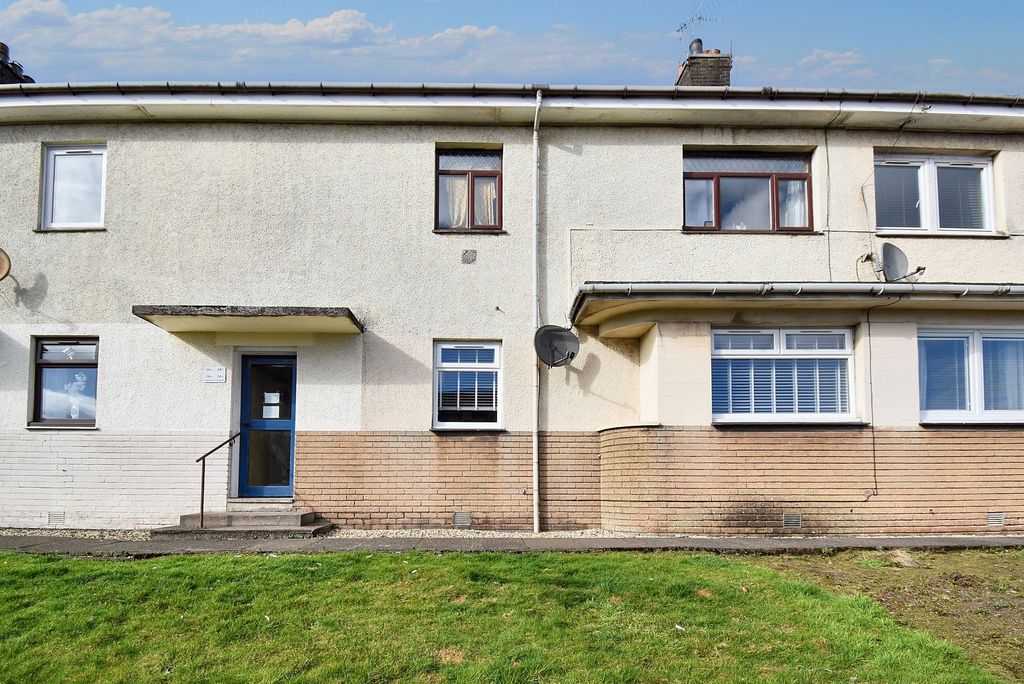 Property photo 1 of 9 Enterior