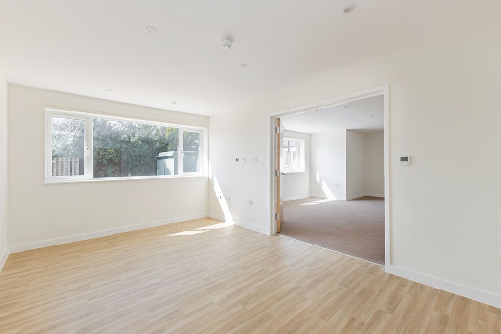 Property photo 3 of 17 Photography