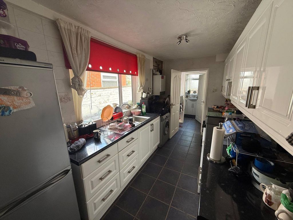 Property photo 3 of 13 Picture No. 10