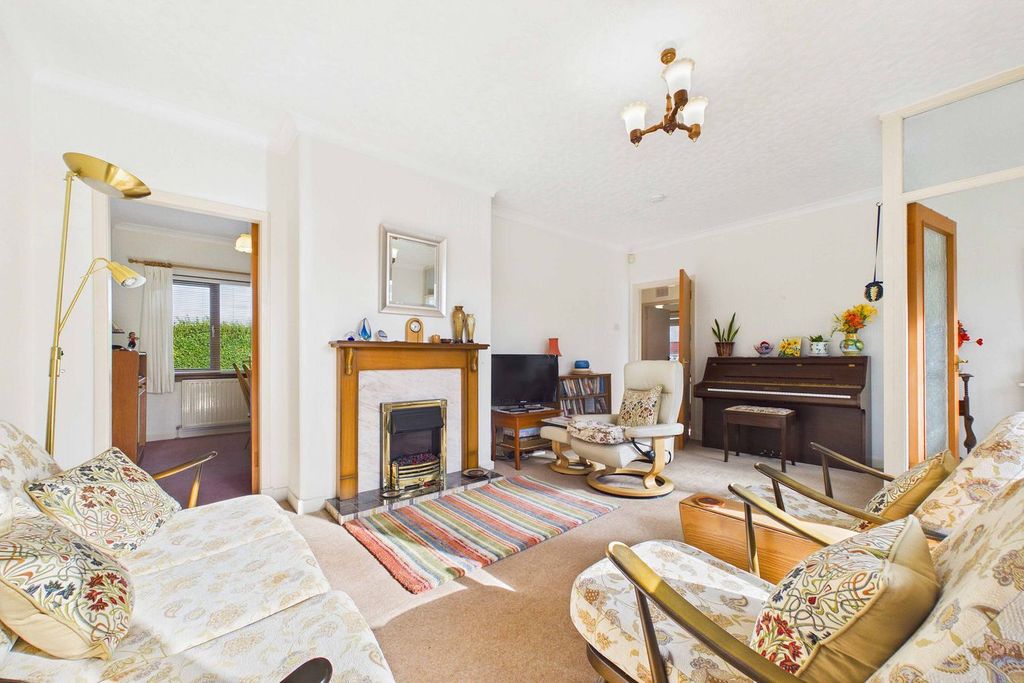 Property photo 3 of 15
