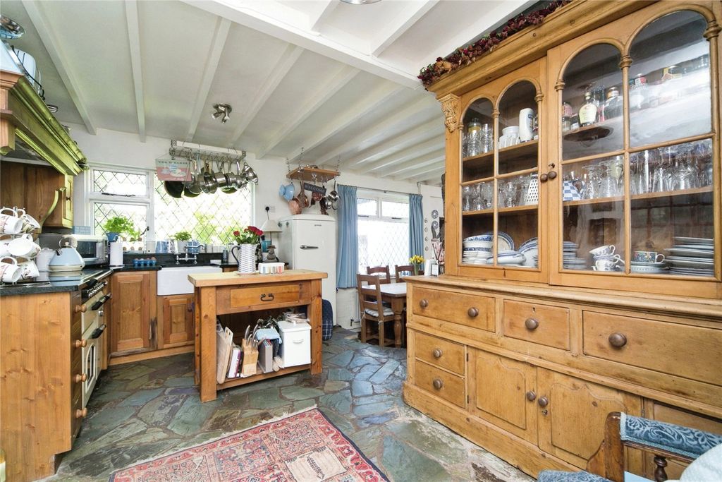 Property photo 2 of 38 Kitchen/Diner