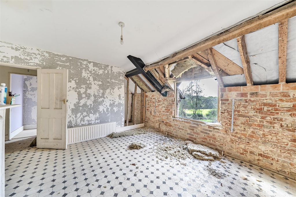Property photo 3 of 16 1512458 (1).Jpg